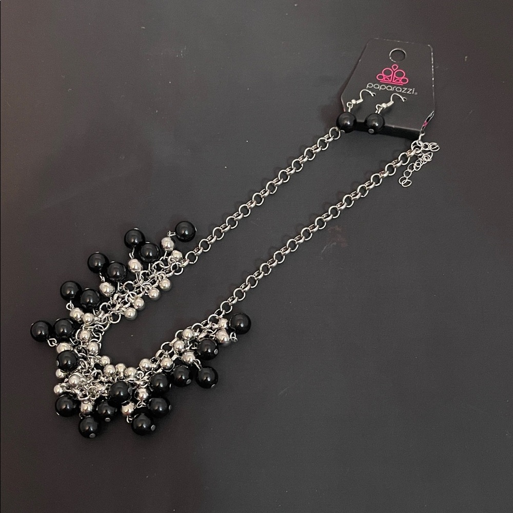 Paparazzi Dazzling Black and Silver Necklace with Earrings - Picture 4 of 7